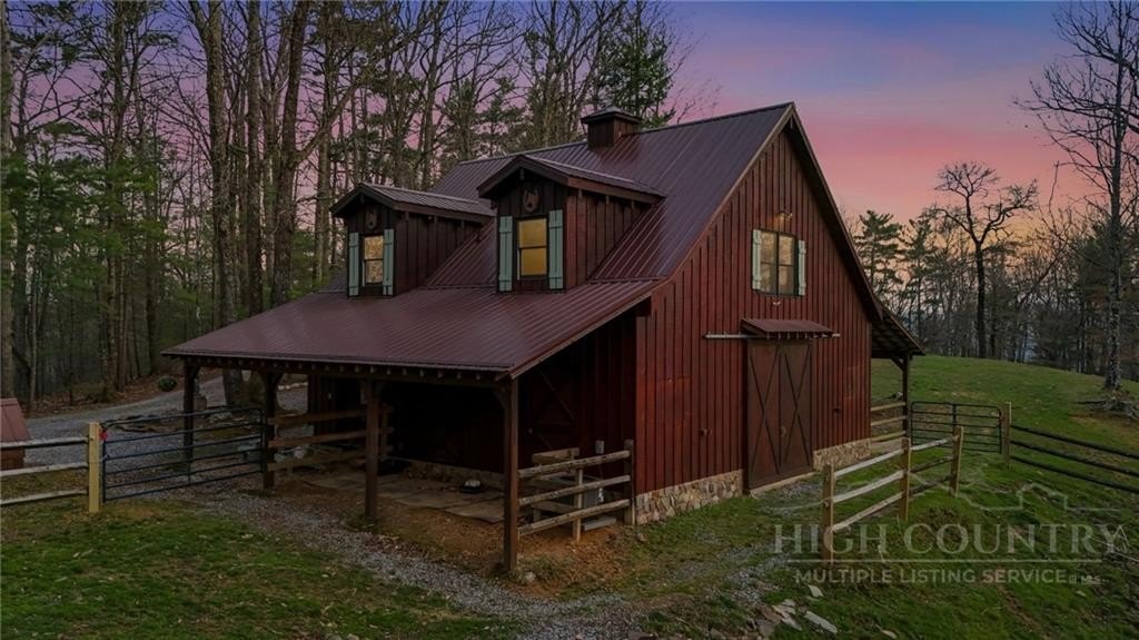 Ferguson, North Carolina, 28624, United States, 2 Bedrooms Bedrooms, ,2 BathroomsBathrooms,Residential,For Sale,2033165