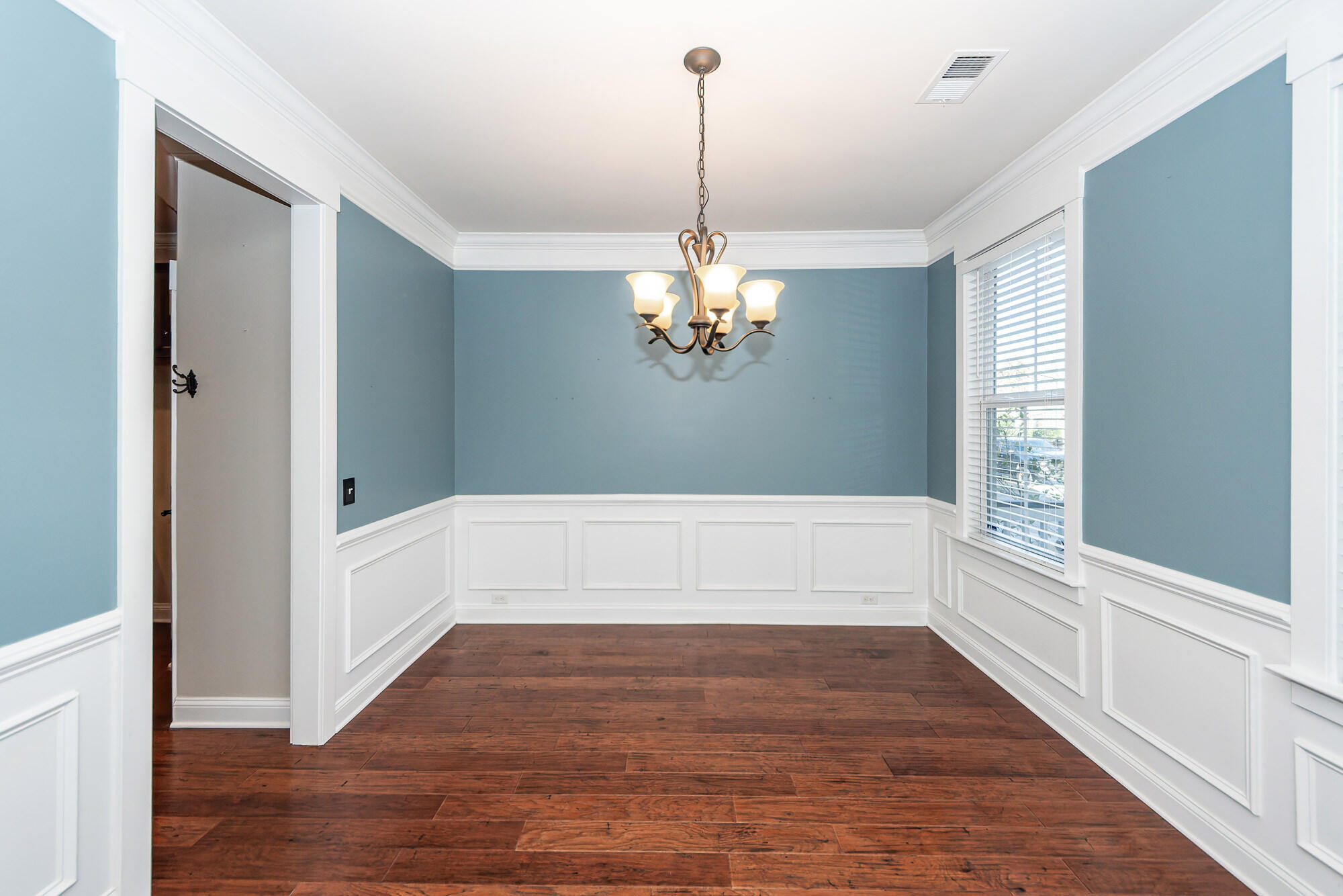 Summerville, South Carolina, 29483, United States, 4 Bedrooms Bedrooms, ,4 BathroomsBathrooms,Residential,For Sale,2005994