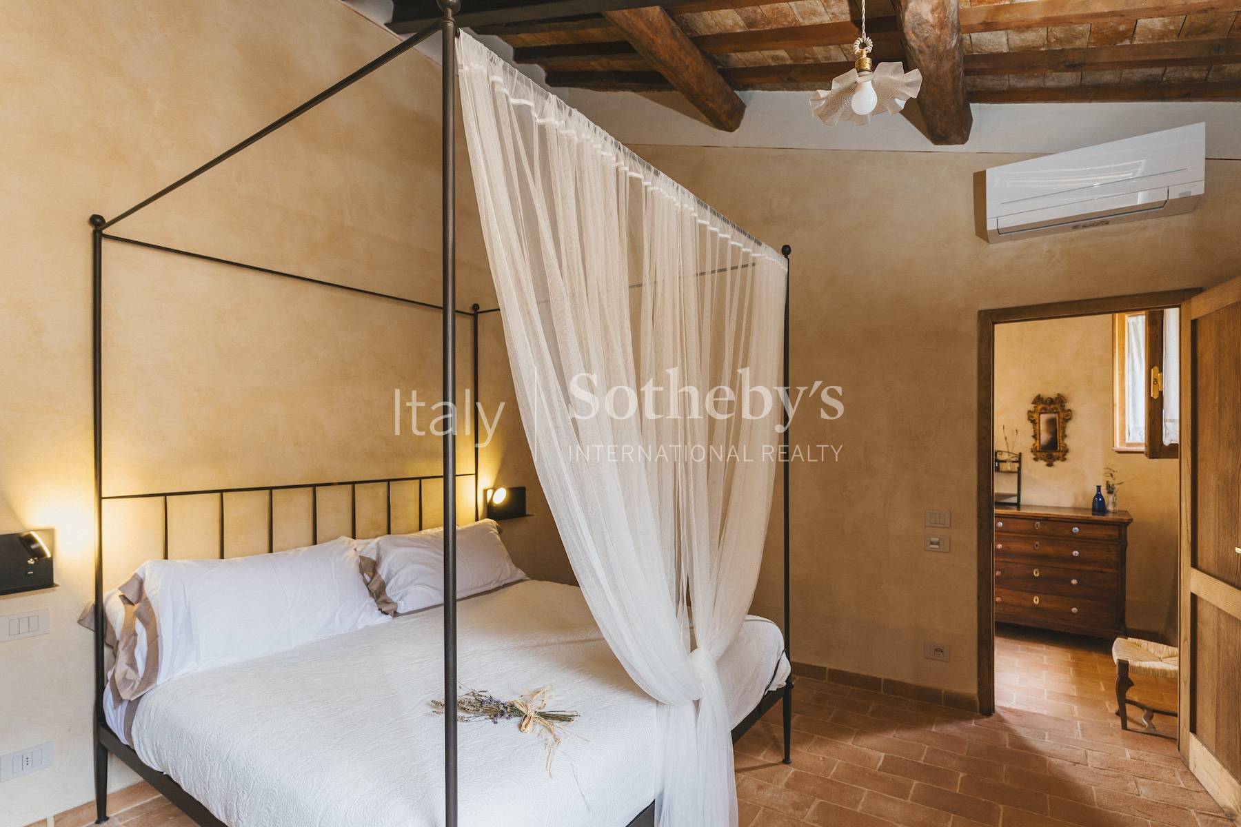  Small restored hamlet in the heart of Chianti - 物件實景