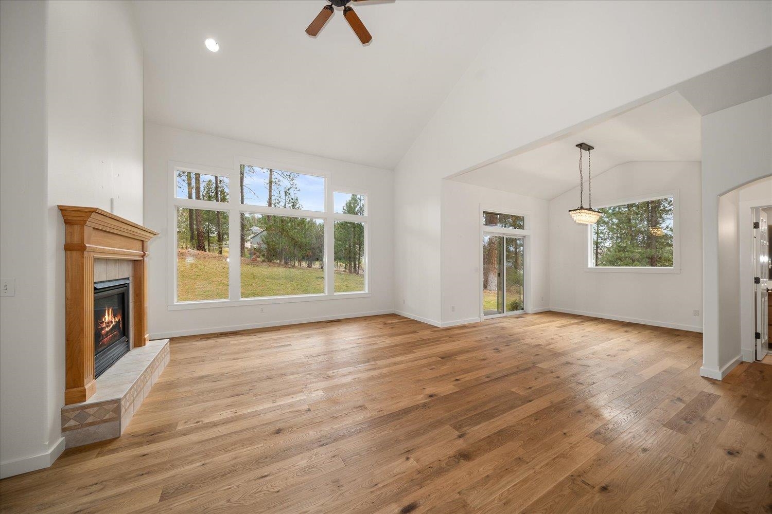 Spokane, Washington, 99224, United States, 6 Bedrooms Bedrooms, ,4 BathroomsBathrooms,Residential,For Sale,1856597