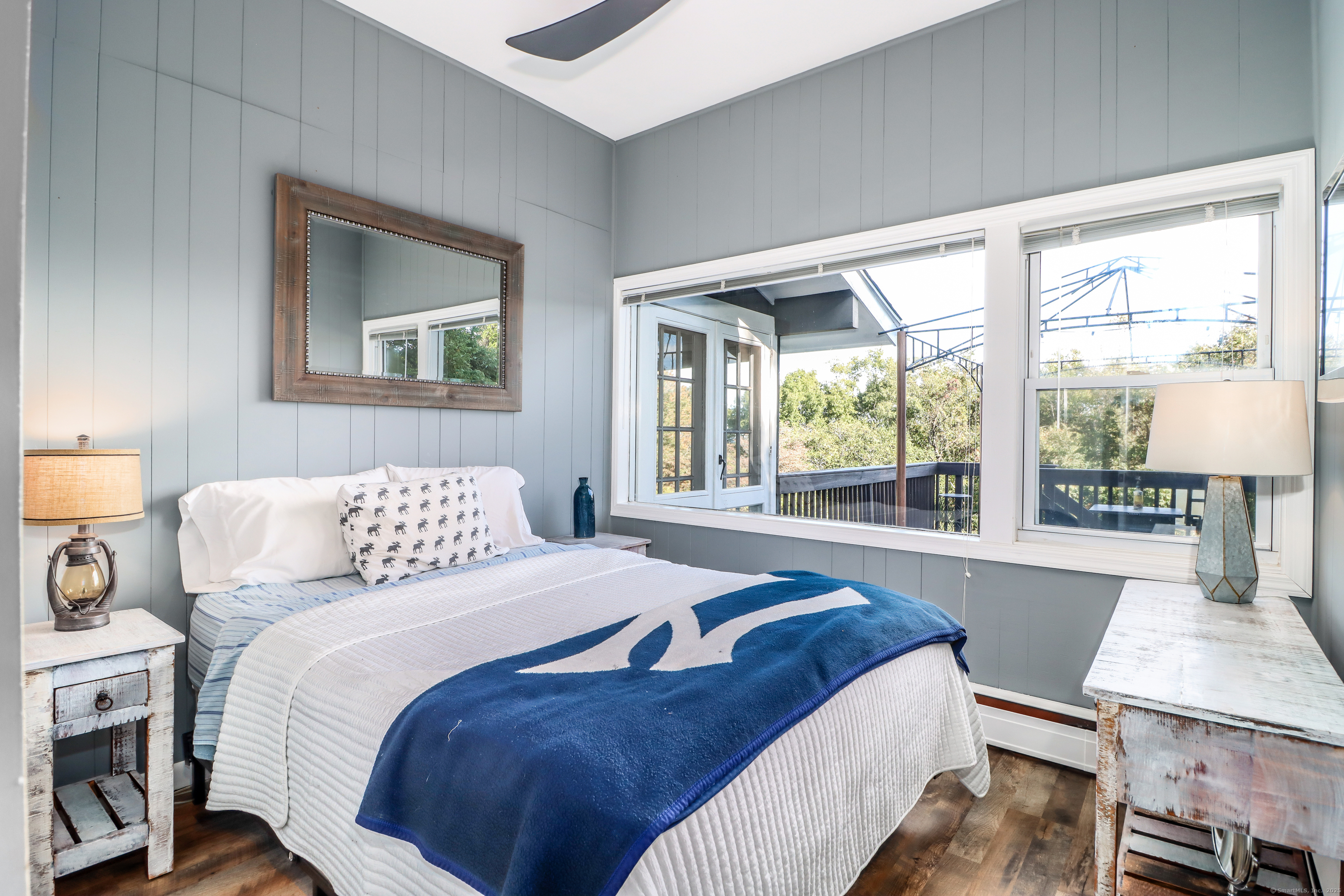 Milford, Connecticut, 06460, United States, 3 Bedrooms Bedrooms, ,2 BathroomsBathrooms,Residential,For Sale,1969052