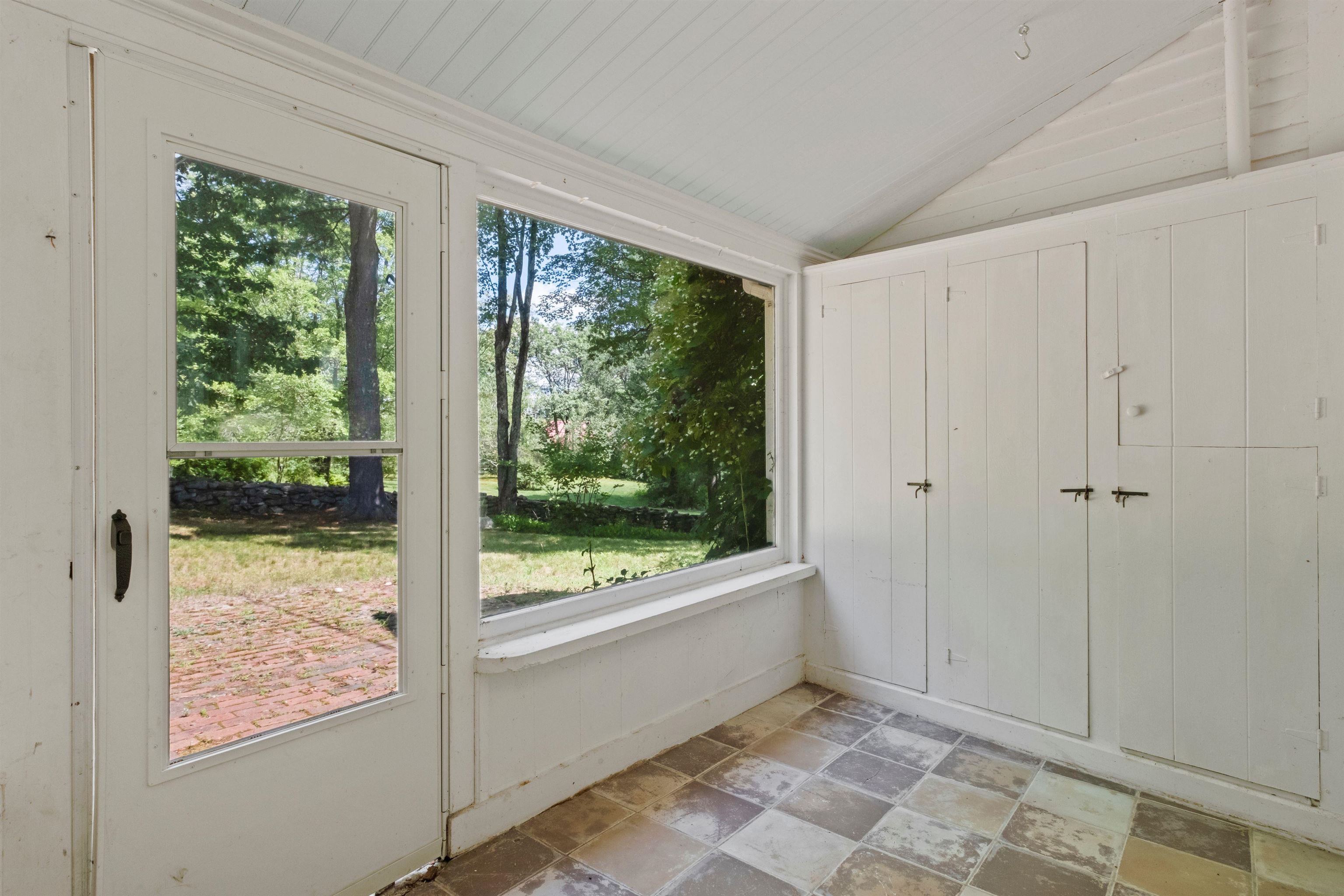 Warner, New Hampshire, 03278, United States, 3 Bedrooms Bedrooms, ,3 BathroomsBathrooms,Residential,For Sale,1912290