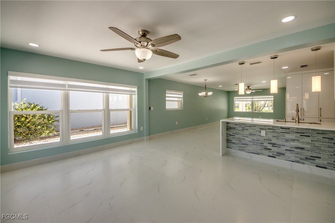Fort Myers Beach, Florida, 33931, United States, 3 Bedrooms Bedrooms, ,2 BathroomsBathrooms,Residential,For Sale,1975838