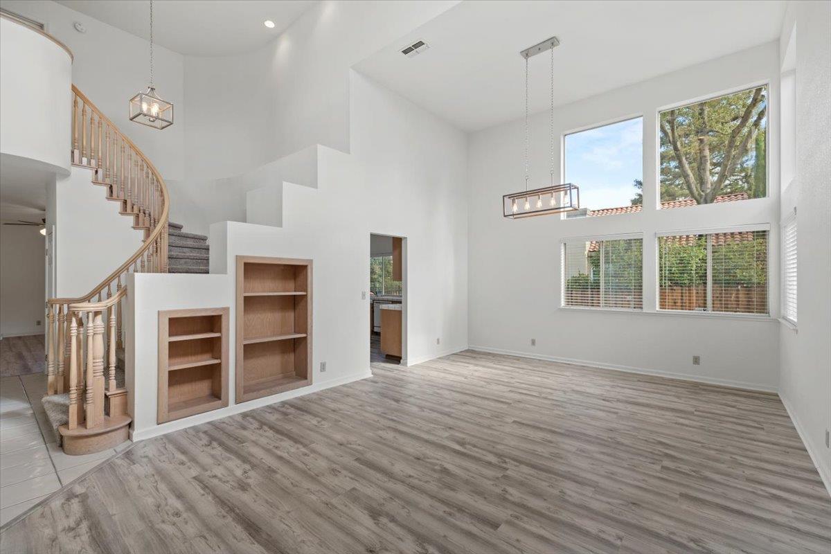 Orangevale, California, 95662, United States, 4 Bedrooms Bedrooms, ,3 BathroomsBathrooms,Residential,For Sale,2005203