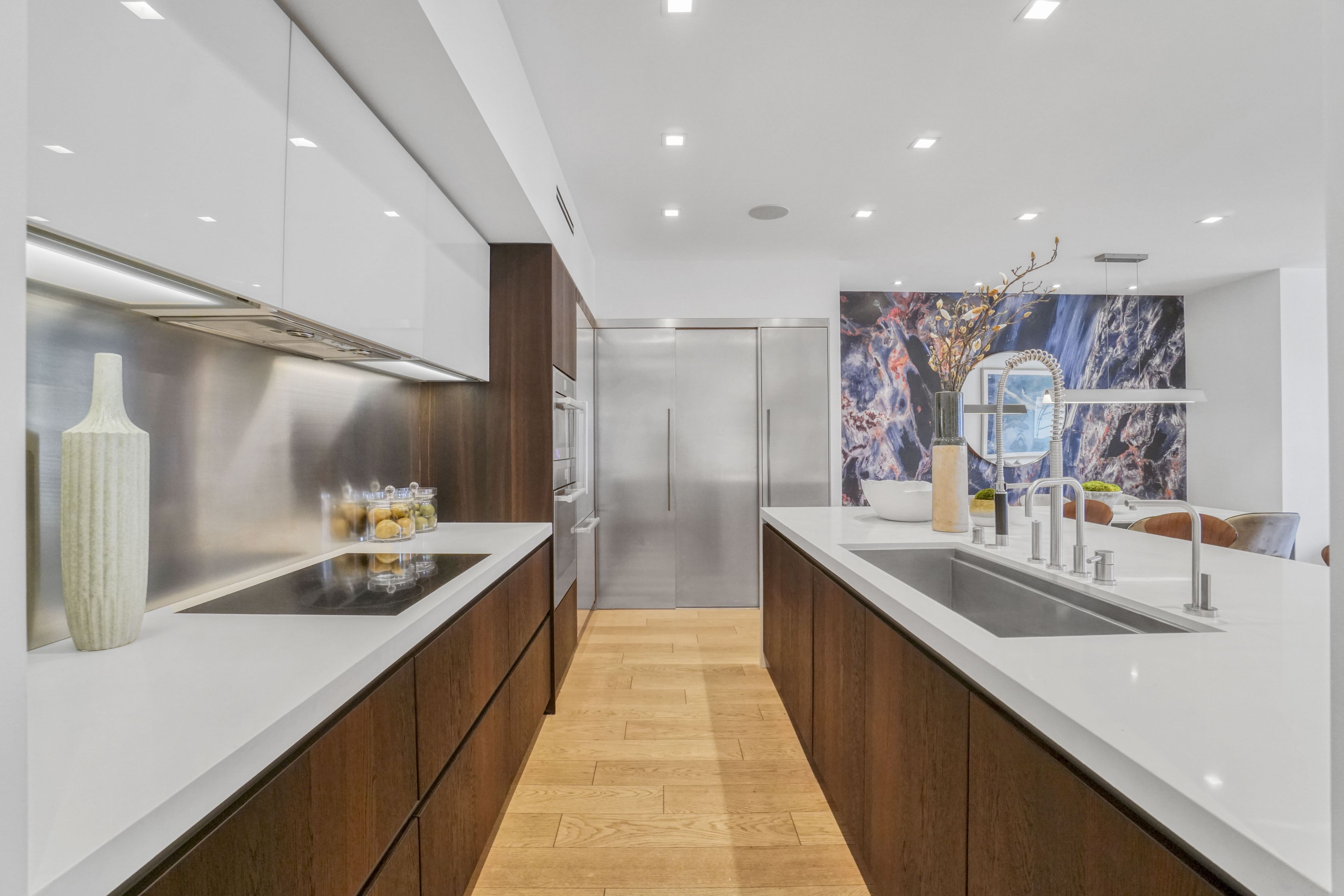  515 Ocean Avenue, 706S - 物件實景