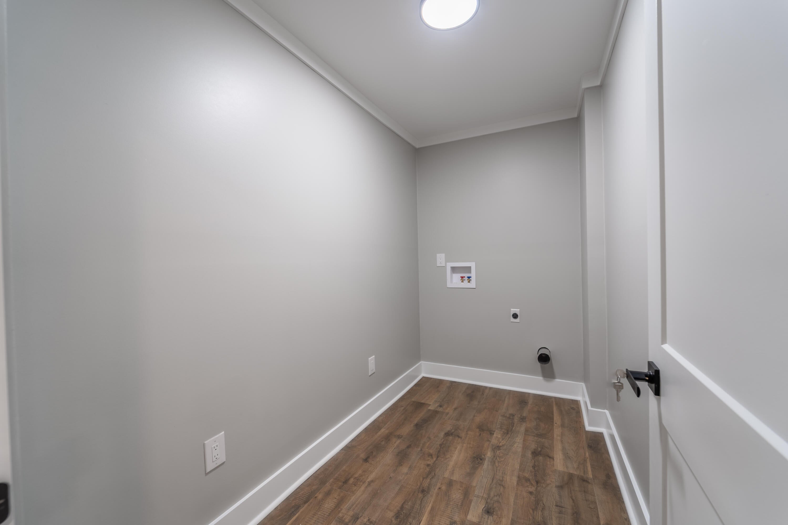 Berea, Kentucky, 40403, United States, 4 Bedrooms Bedrooms, ,4 BathroomsBathrooms,Residential,For Sale,1979235