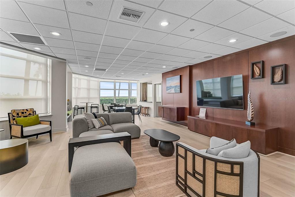 Sarasota, Florida, 34236, United States, 2 Bedrooms Bedrooms, ,2 BathroomsBathrooms,Residential,For Sale,1987982