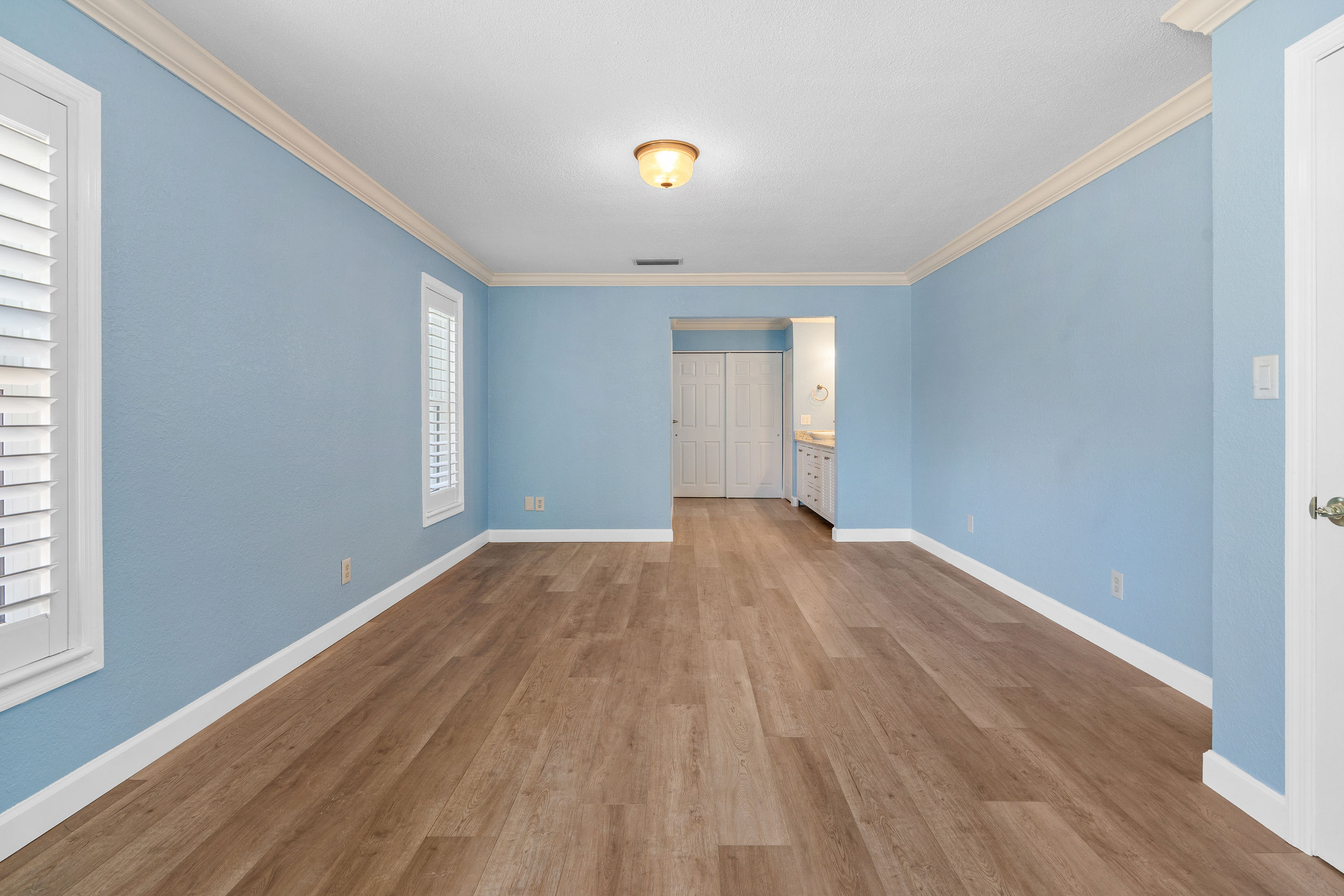 Seminole, Florida, 33772, United States, 3 Bedrooms Bedrooms, ,3 BathroomsBathrooms,Residential,For Sale,1900666