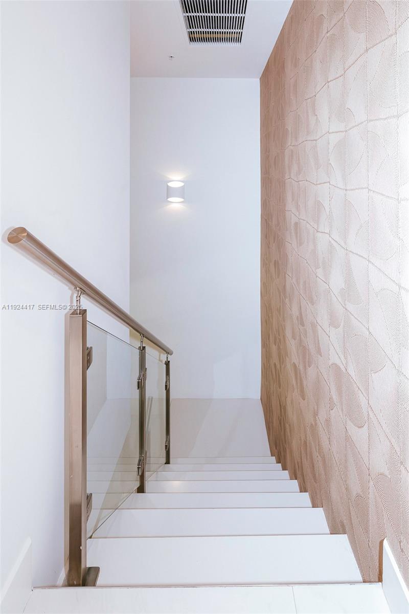 Fort Lauderdale, Florida, 33308, United States, 3 Bedrooms Bedrooms, ,4 BathroomsBathrooms,Residential,For Sale,2003480