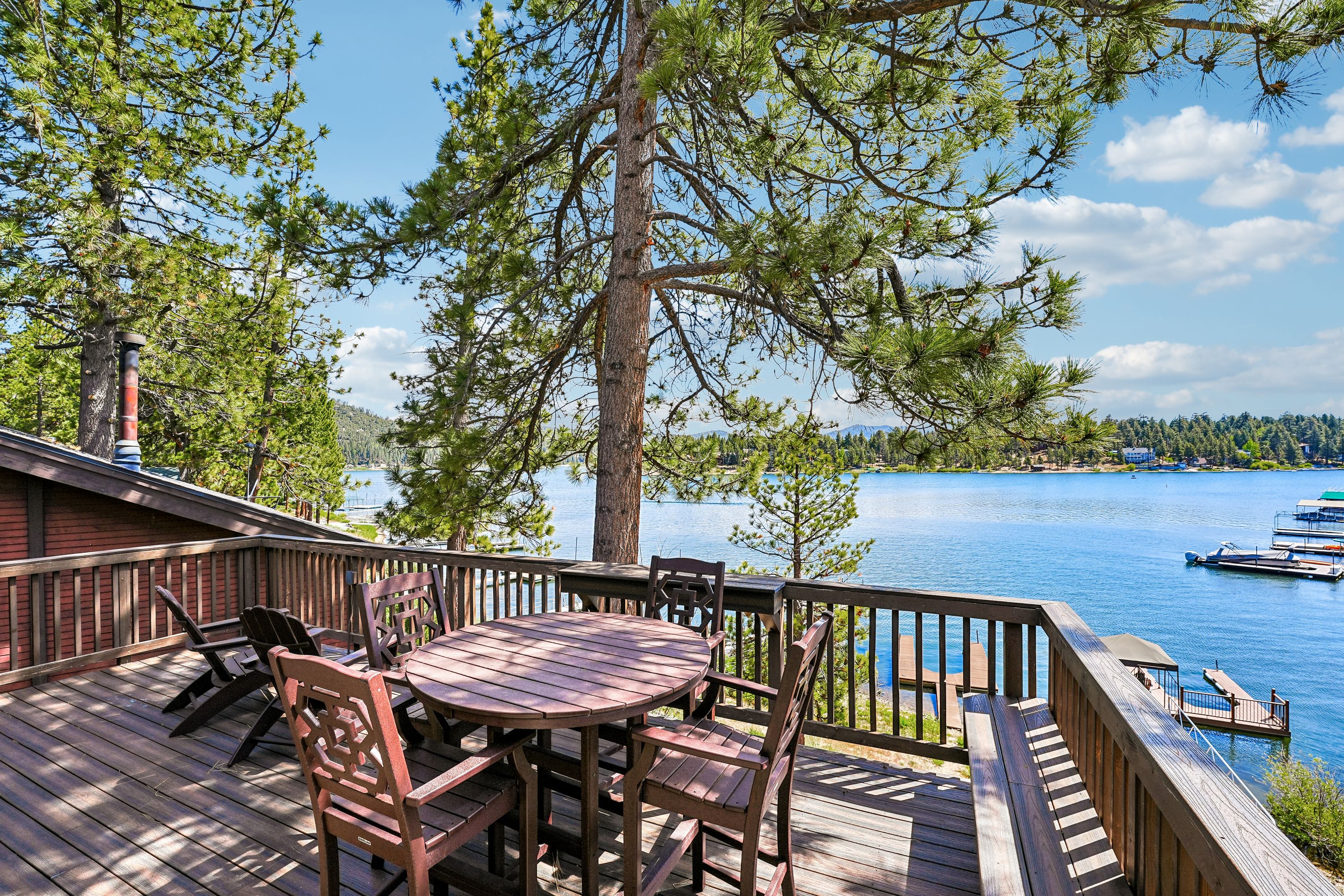  701 Cove Drive, Big Bear Lake, CA 92315 - 物件實景