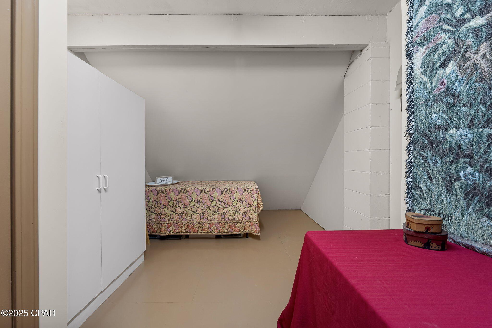 Youngstown, Florida, 32466, United States, 6 Bedrooms Bedrooms, ,6 BathroomsBathrooms,Residential,For Sale,1983496