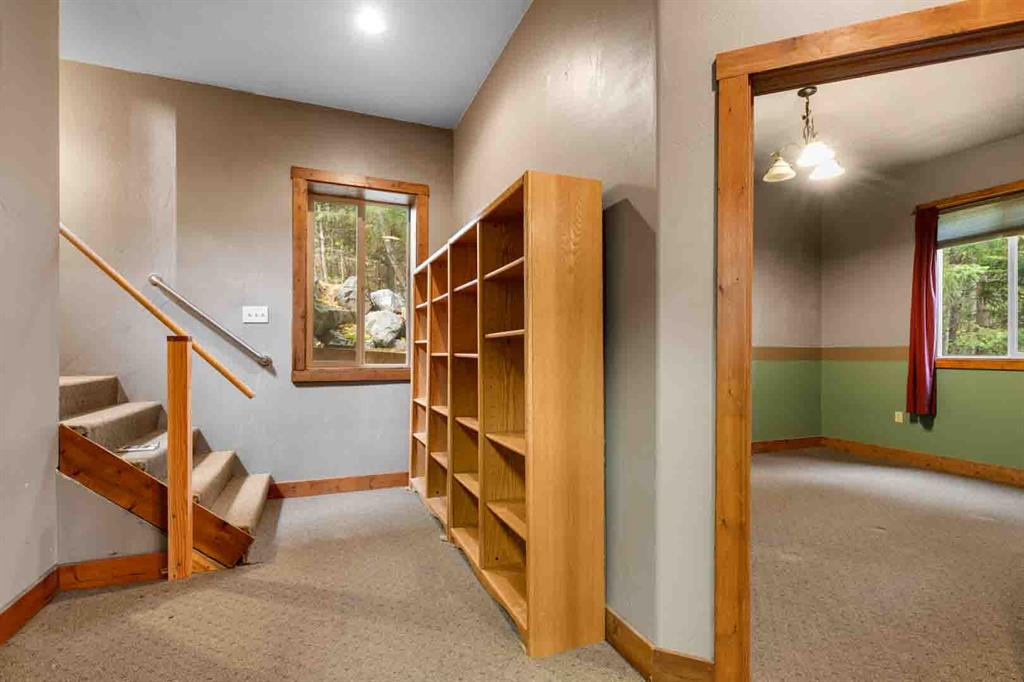 Bigfork, Montana, 59911, United States, 3 Bedrooms Bedrooms, ,2 BathroomsBathrooms,Residential,For Sale,1977128