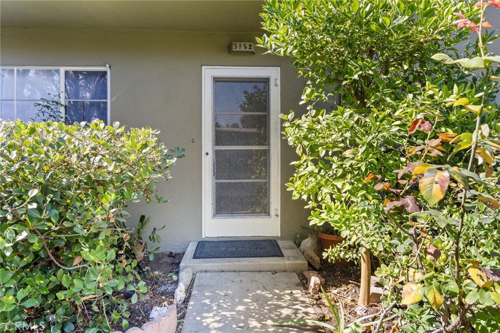5162 Village Green #96, Los Angeles, California, 90016, United States, 2 Bedrooms Bedrooms, ,1 BathroomBathrooms,Residential,For Sale,5162 Village Green #96,1649469