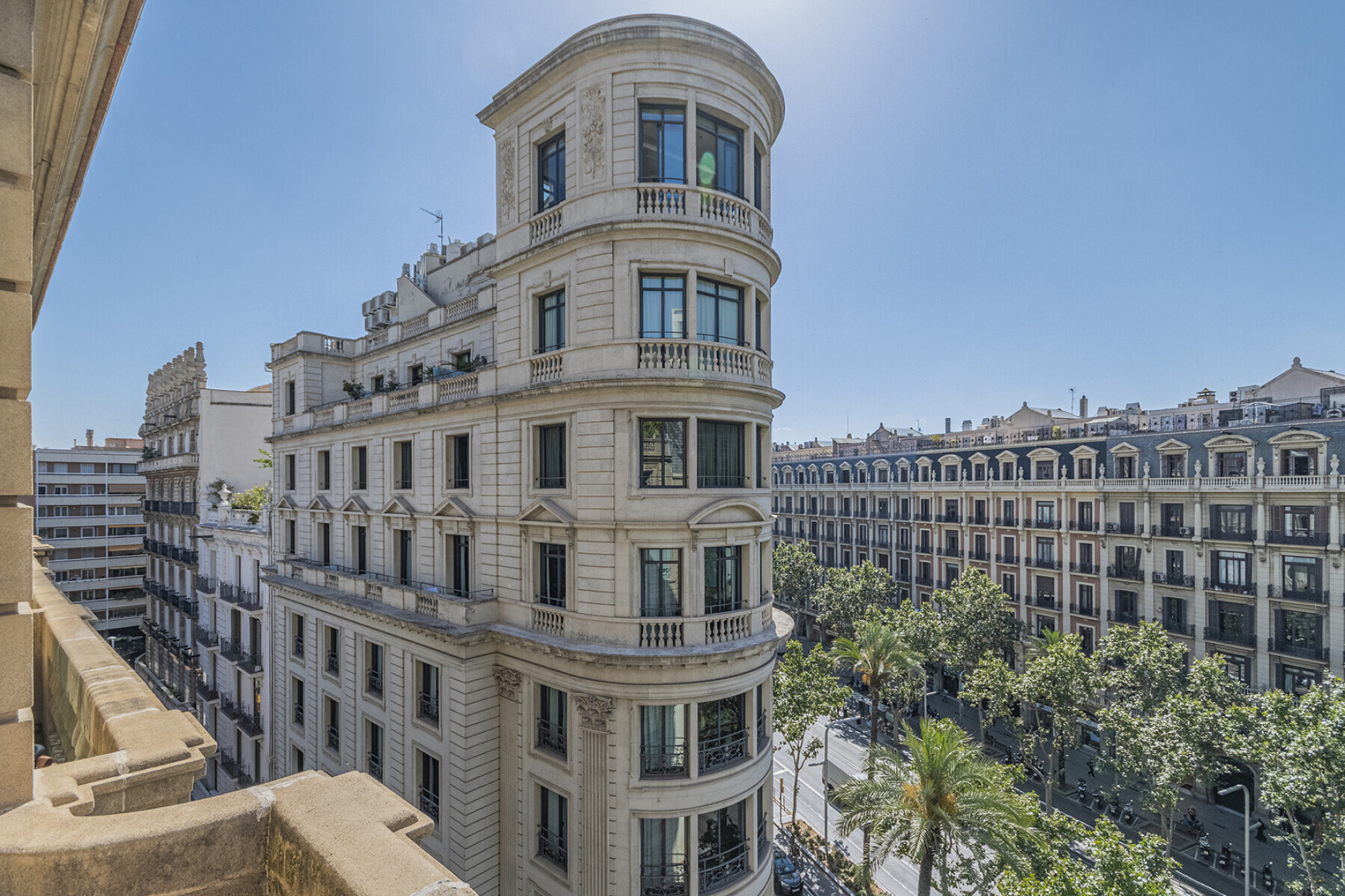  Elegant property in a stately estate on Avenida Diagonal - 物件實景
