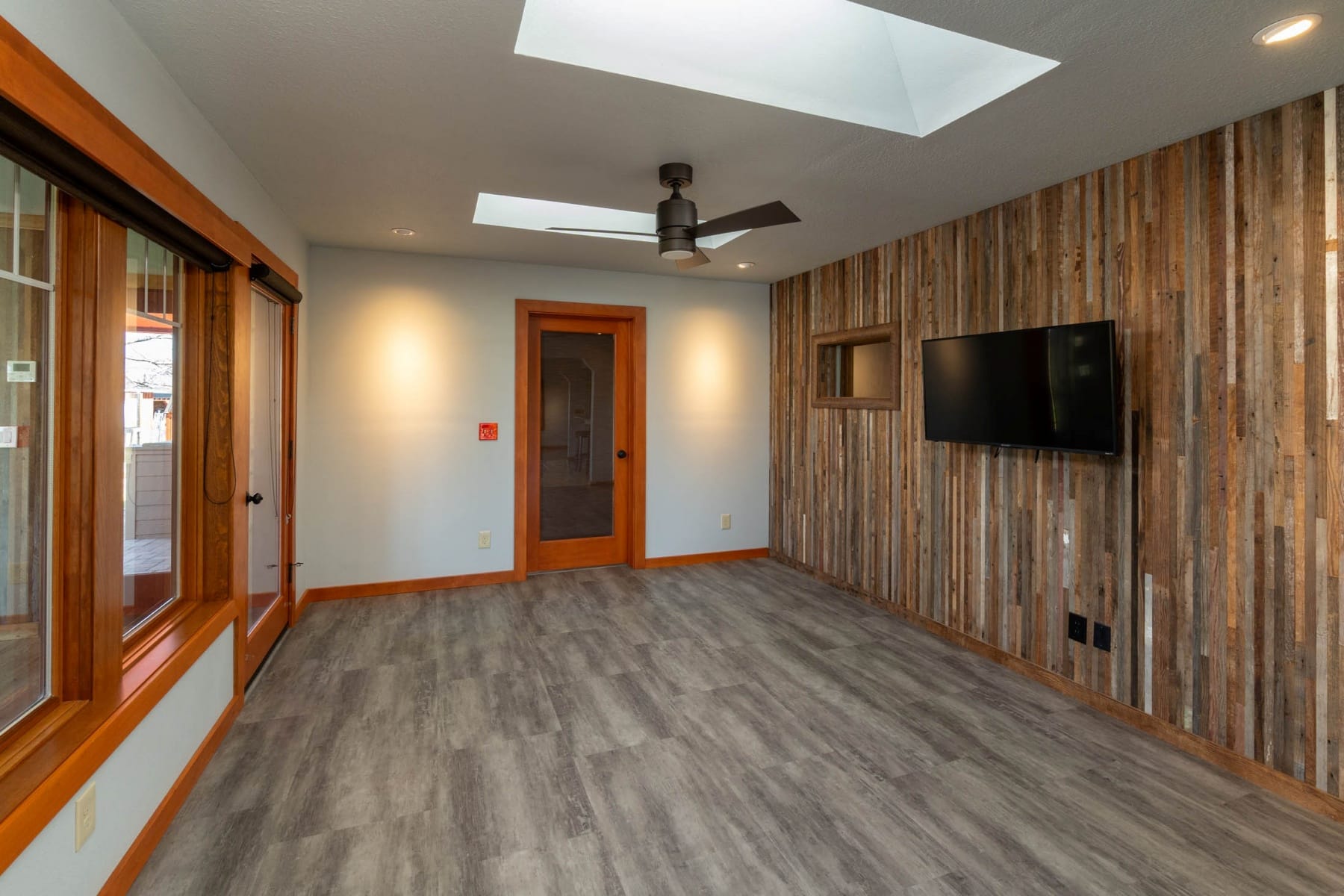  20900 SW Young Avenue Bend, OR 97703 - 物件實景