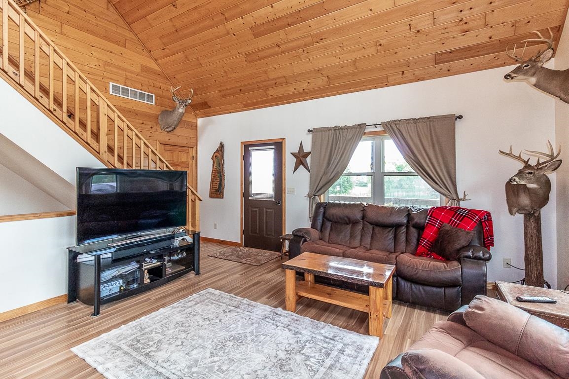 Manawa, Wisconsin, 54949-0000, United States, 2 Bedrooms Bedrooms, ,2 BathroomsBathrooms,Residential,For Sale,1935500