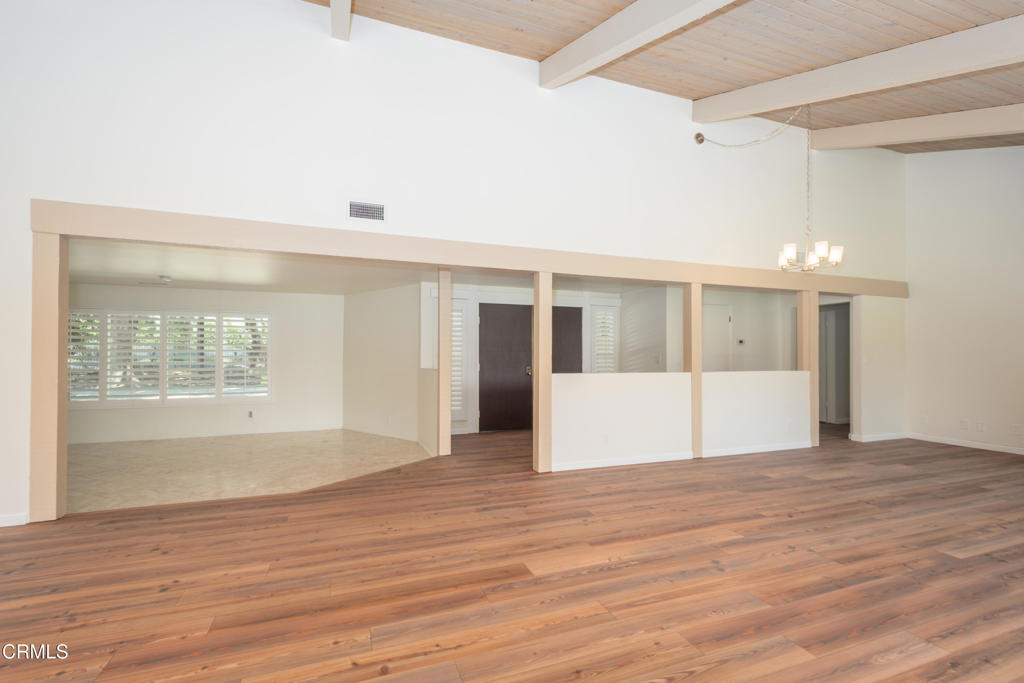 Somis, California, 93066, United States, 7 Bedrooms Bedrooms, ,1 BathroomBathrooms,Residential,For Sale,2049241