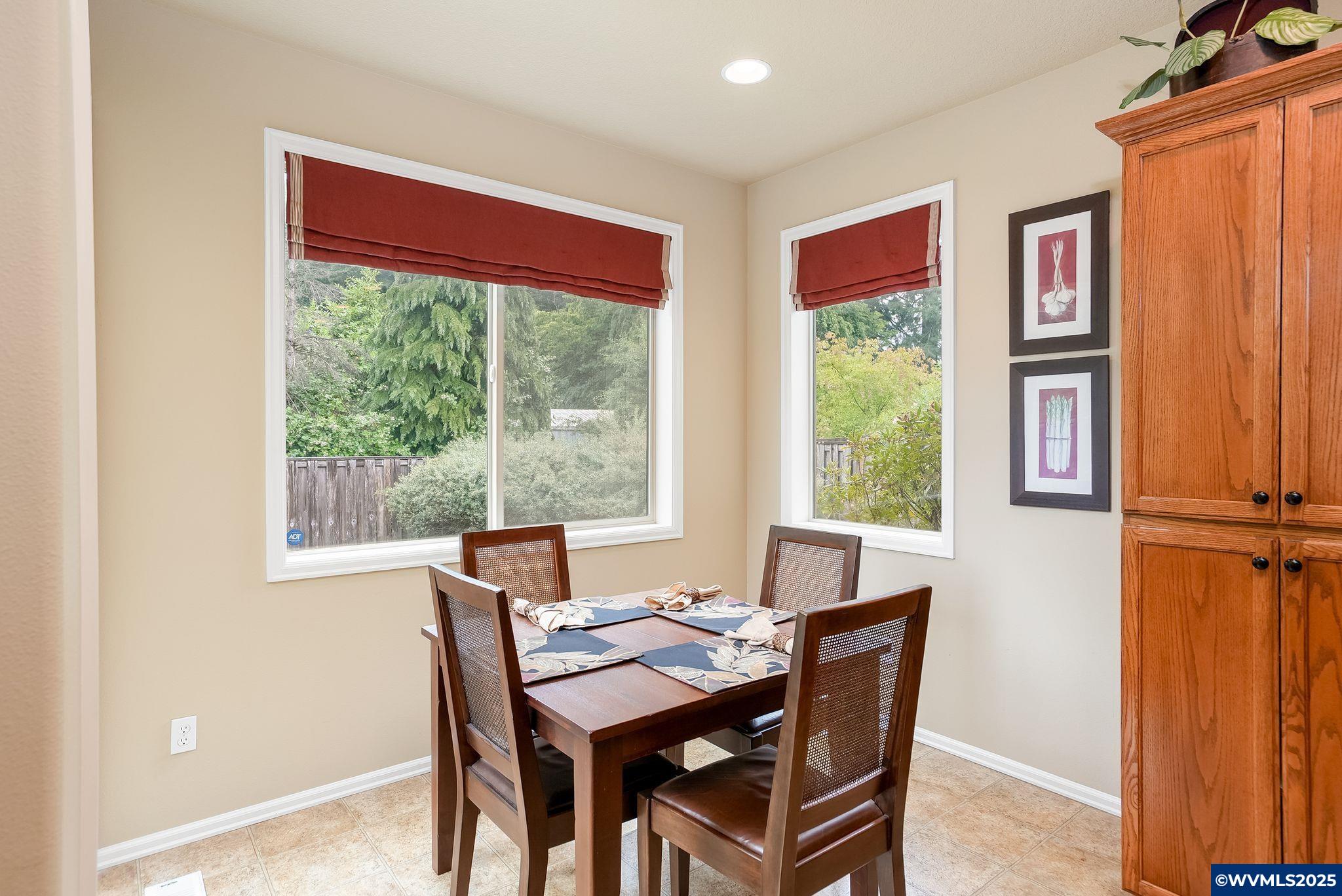 Albany, Oregon, 97321, United States, 4 Bedrooms Bedrooms, ,3 BathroomsBathrooms,Residential,For Sale,1961603