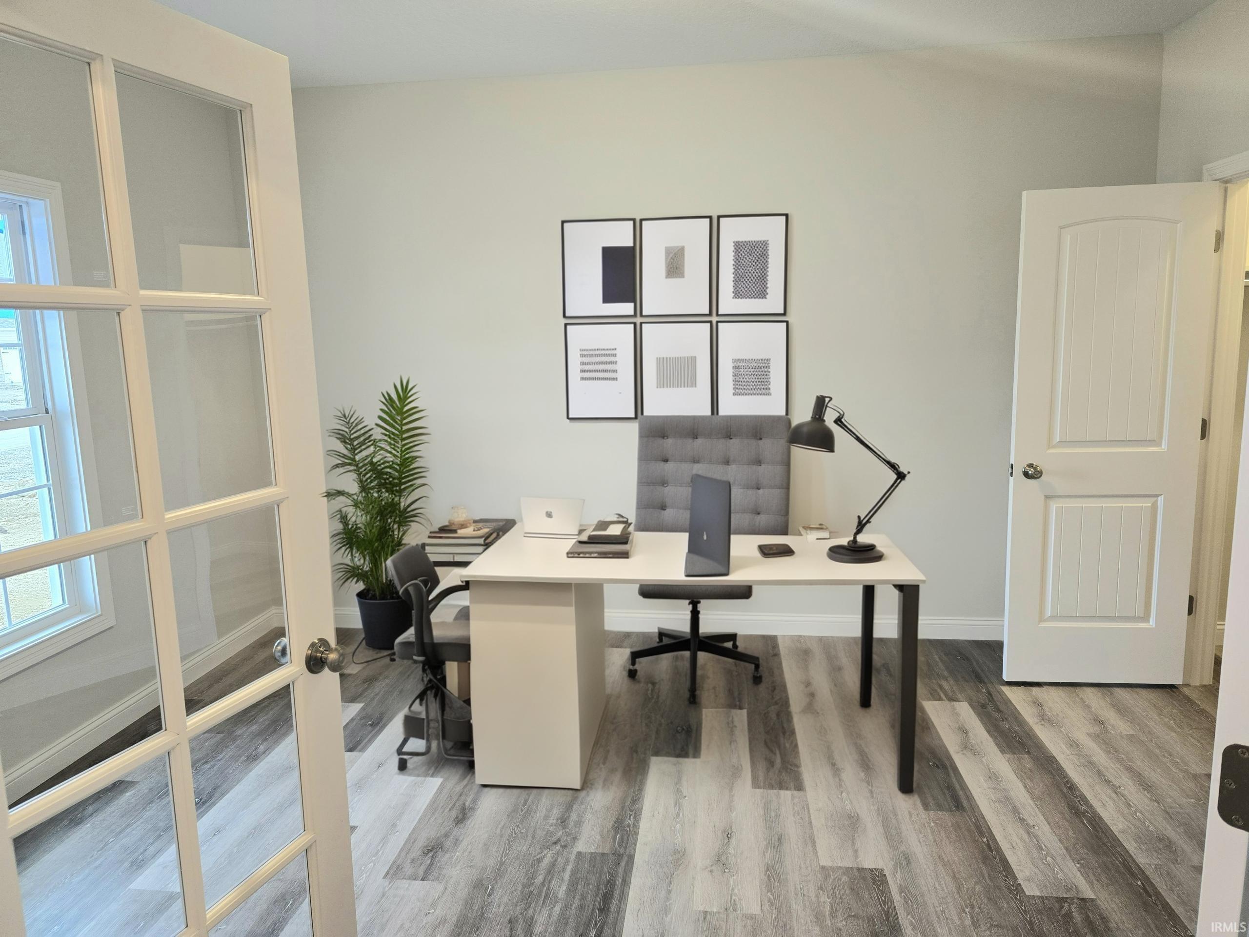 Fort Wayne, Indiana, 46818, United States, 4 Bedrooms Bedrooms, ,3 BathroomsBathrooms,Residential,For Sale,1978594