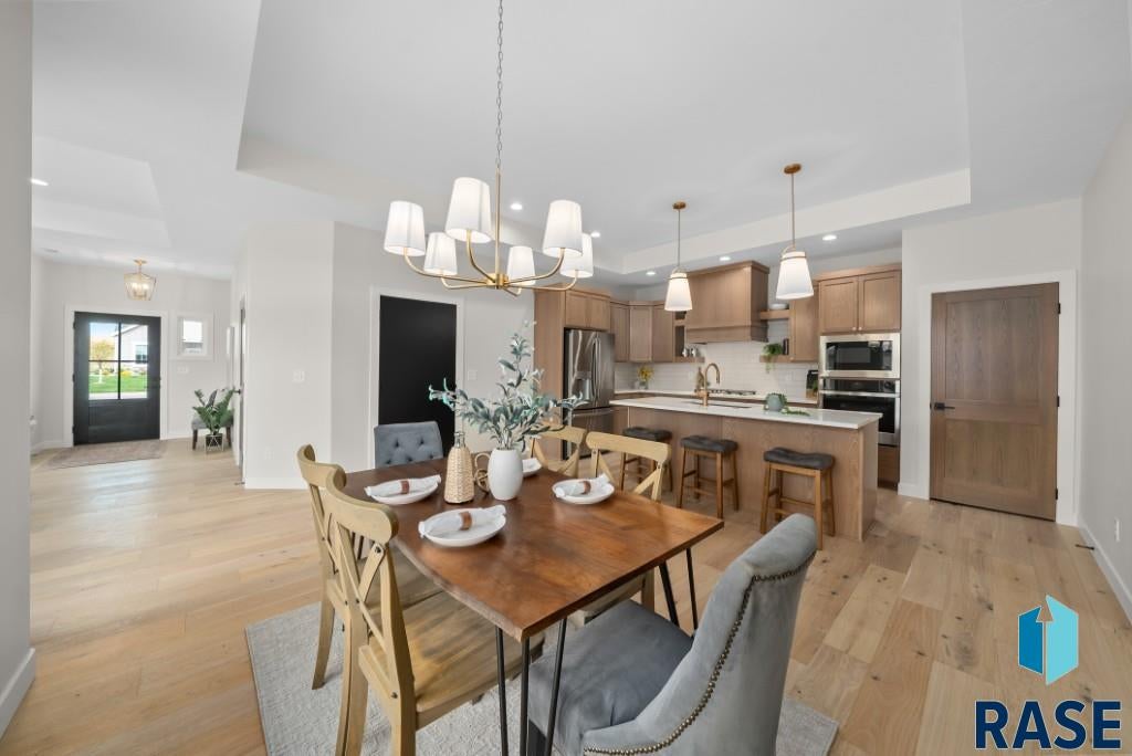 Sioux Falls, South Dakota, 57110, United States, 2 Bedrooms Bedrooms, ,2 BathroomsBathrooms,Residential,For Sale,2005980