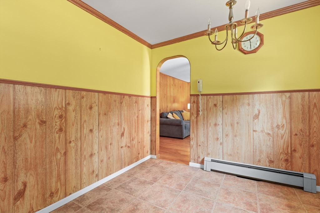Easton, Massachusetts, 02356, United States, 3 Bedrooms Bedrooms, ,1 BathroomBathrooms,Residential,For Sale,1895599