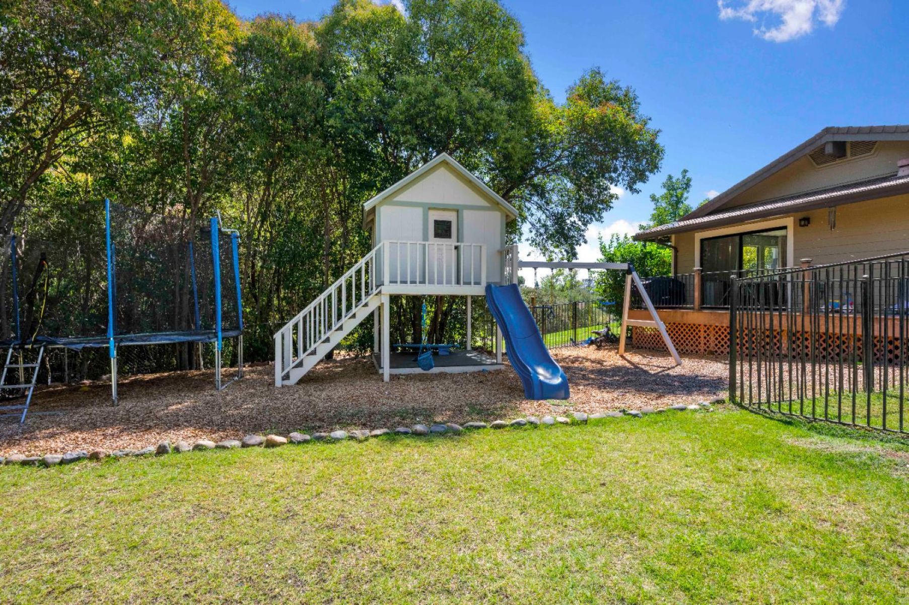  7945 Callison Road, Penryn, CA, 95663 - 物件實景