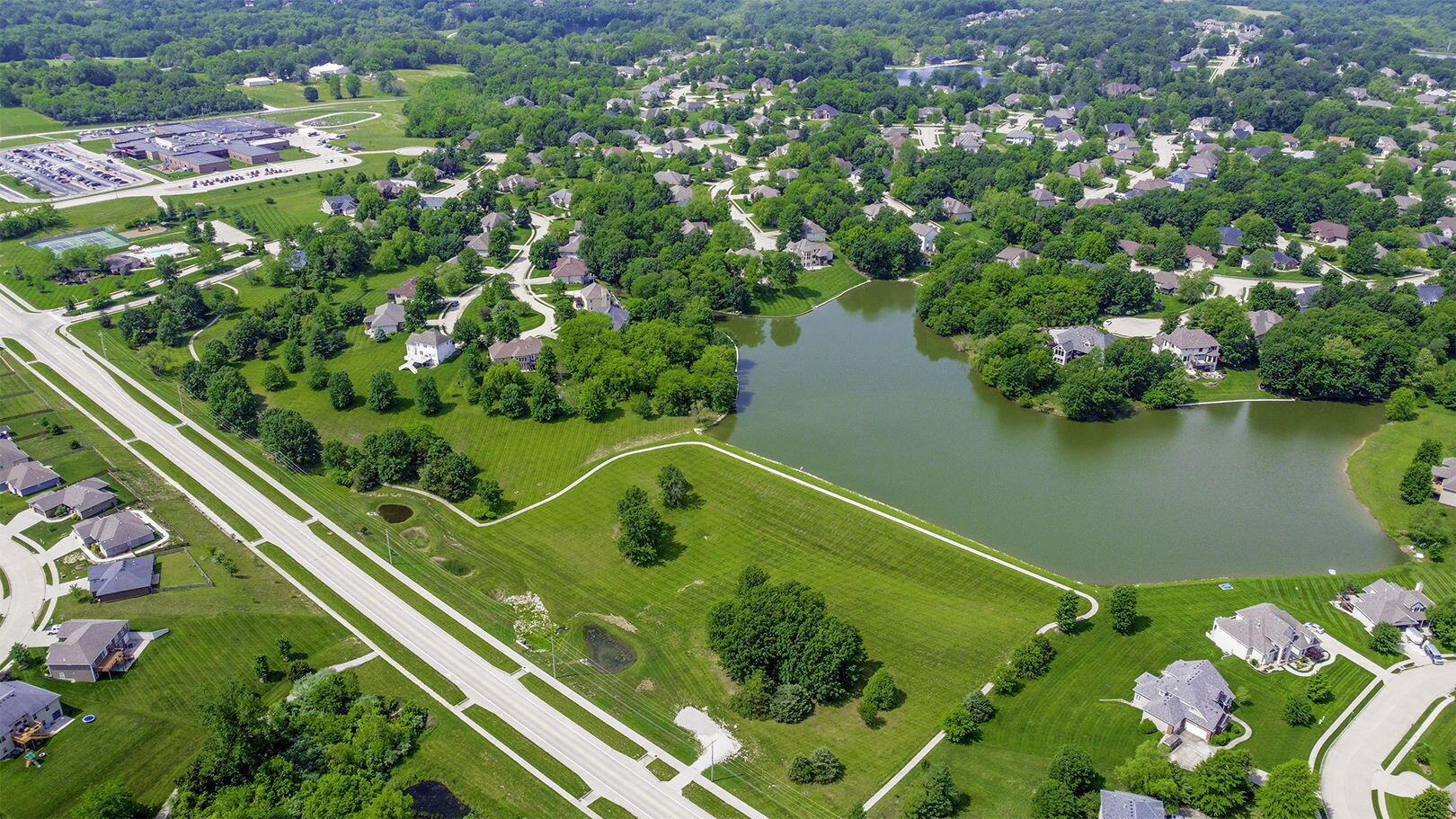 COLUMBIA, Missouri, 65203, United States, 5 Bedrooms Bedrooms, ,4 BathroomsBathrooms,Residential,For Sale,1983136