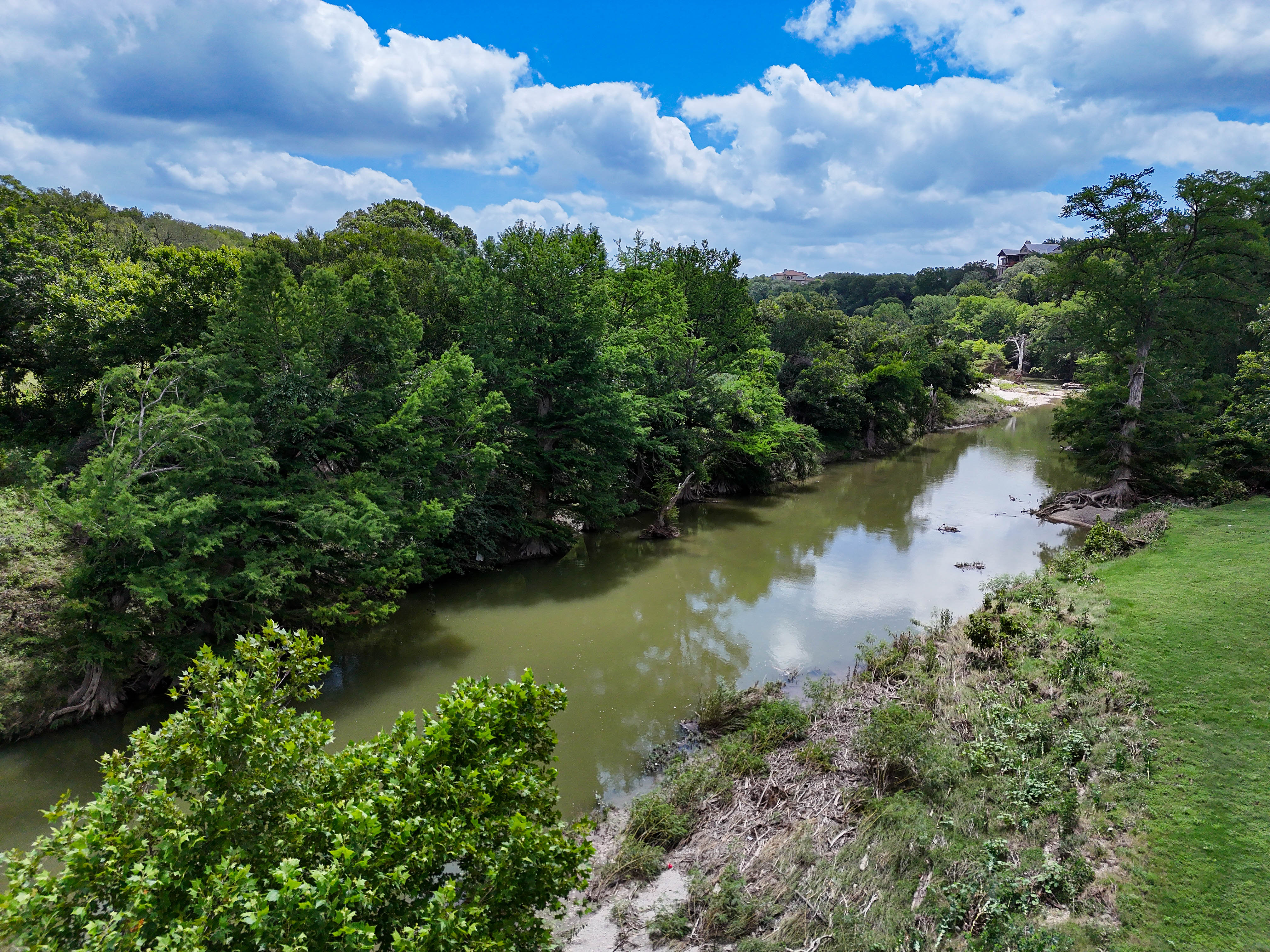  Refined Hill Country LIving - 物件實景