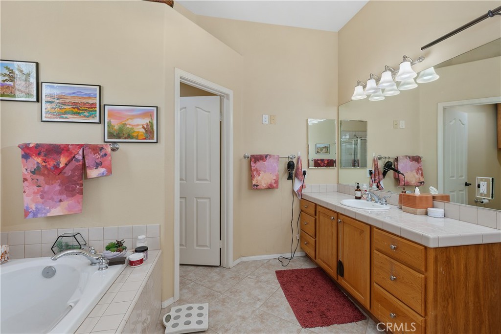Indio, California, 92201, United States, 3 Bedrooms Bedrooms, ,2 BathroomsBathrooms,Residential,For Sale,1939431