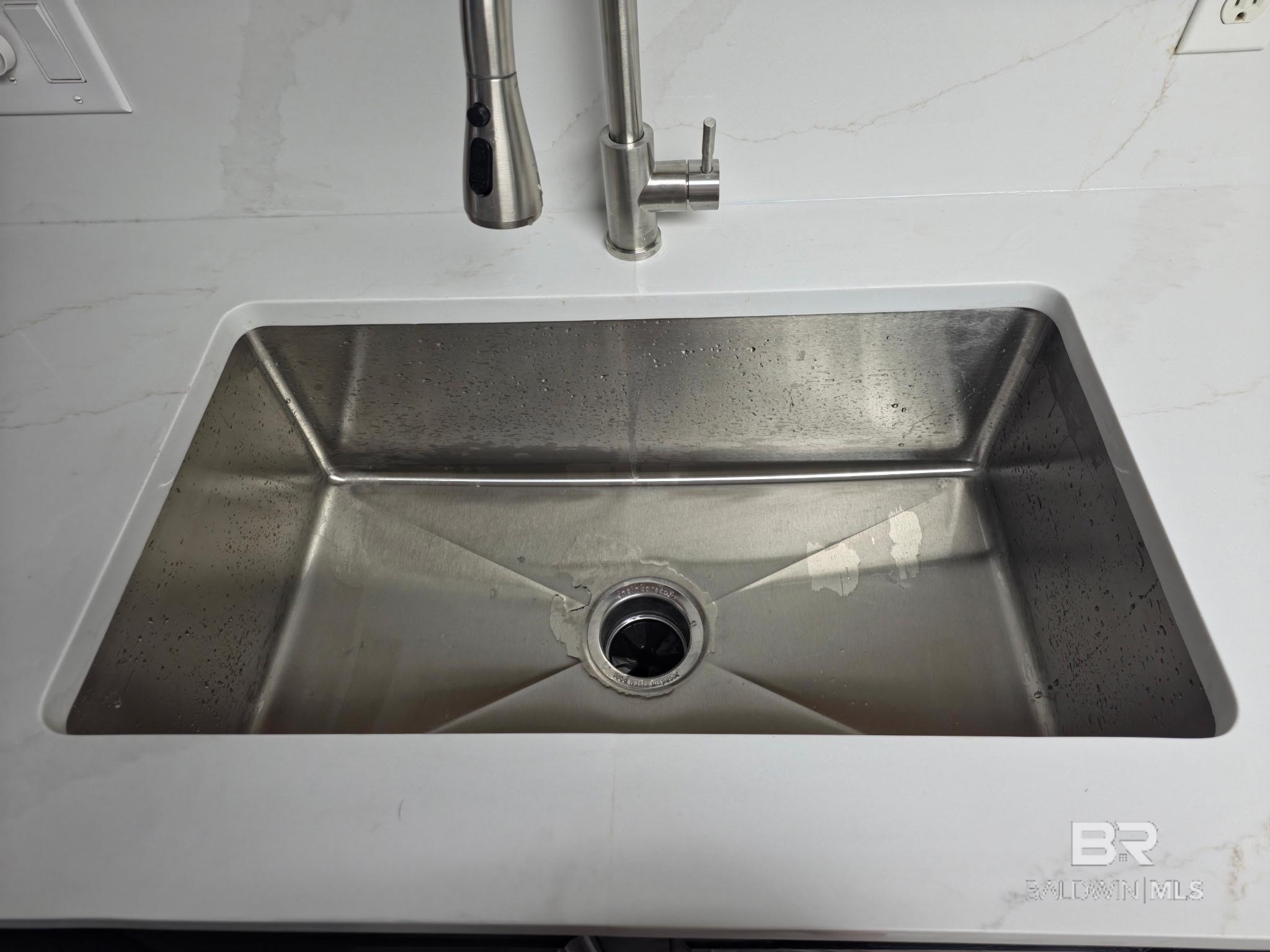 Gulf Shores, Alabama, 36542, United States, 2 Bedrooms Bedrooms, ,2 BathroomsBathrooms,Residential,For Sale,1982697