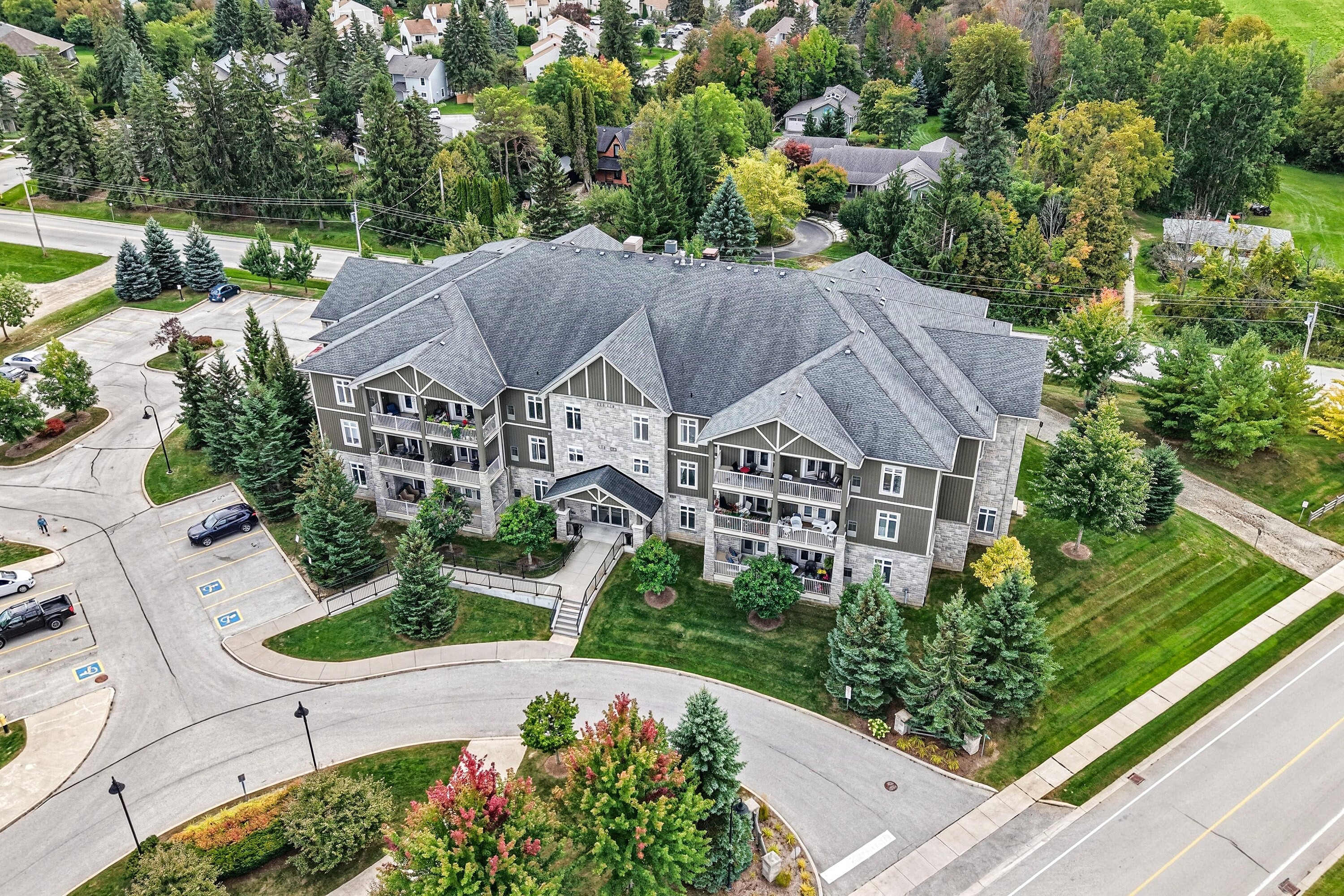  Charming Far Hills Condo - 物件實景