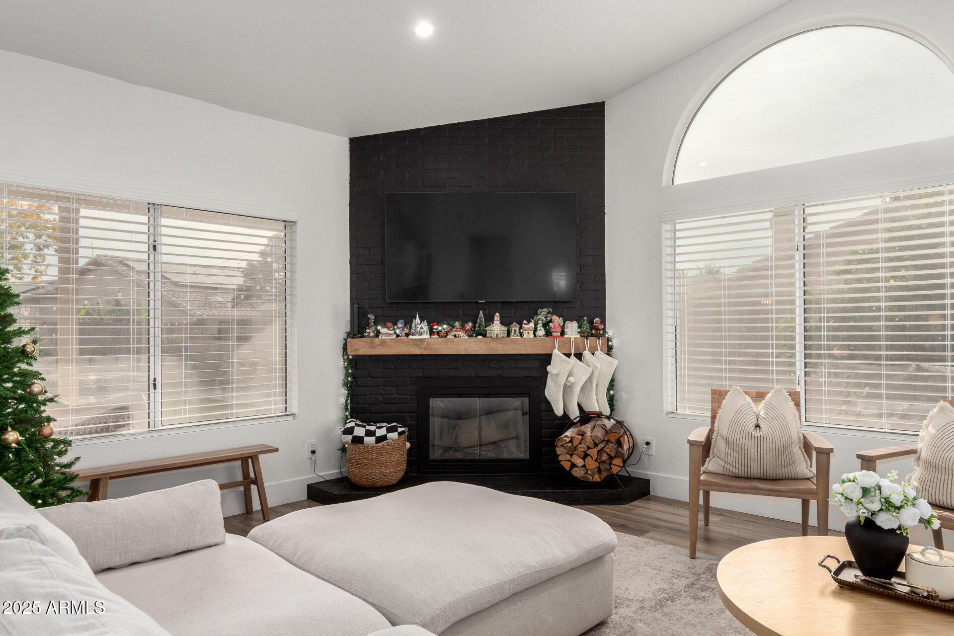 Peoria, Arizona, 85382, United States, 3 Bedrooms Bedrooms, ,2 BathroomsBathrooms,Residential,For Sale,2006297