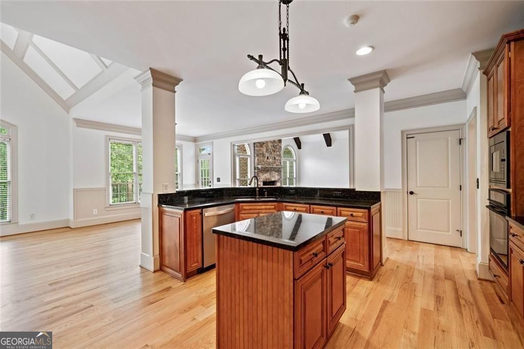 Ball Ground, Georgia, 30107, United States, 6 Bedrooms Bedrooms, ,4 BathroomsBathrooms,Residential,For Sale,1913989