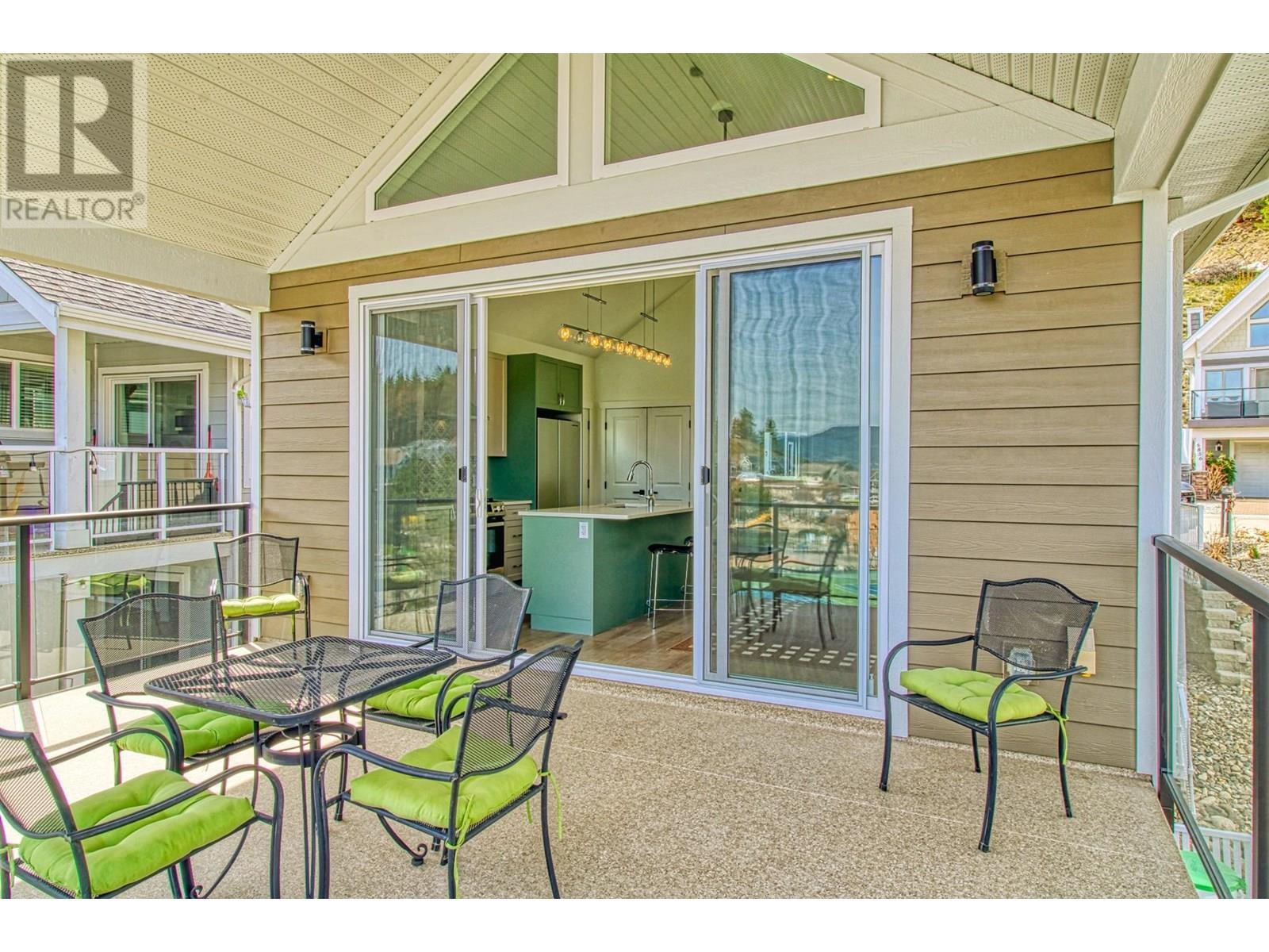 KELOWNA, British Columbia, V1Z 3R8, CA, 3 Bedrooms Bedrooms, ,2 BathroomsBathrooms,Residential,For Sale,1897837