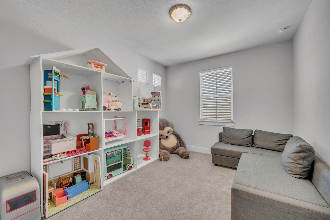 Georgetown, Texas, 78628, United States, 5 Bedrooms Bedrooms, ,5 BathroomsBathrooms,Residential,For Sale,1969205