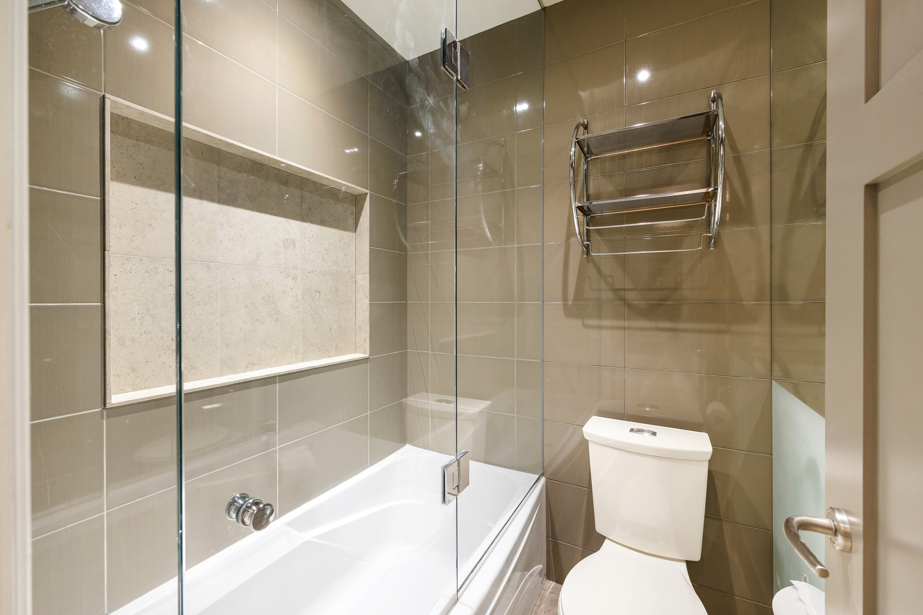  Prestigious South Oakville - 物件實景