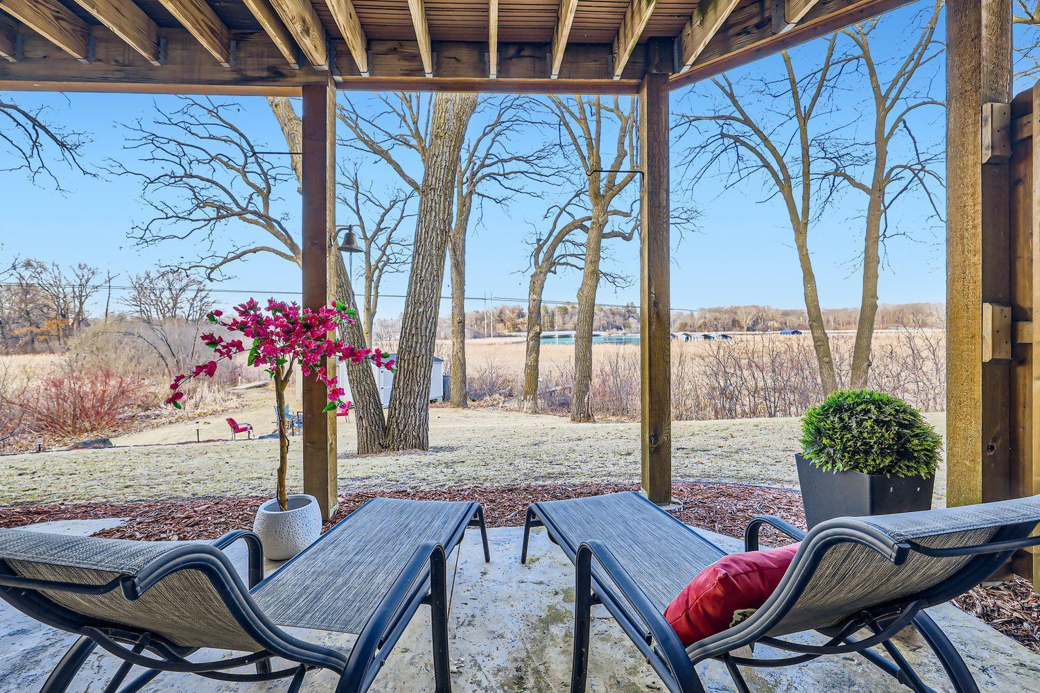 Deephaven, Minnesota, 55331, United States, 4 Bedrooms Bedrooms, ,5 BathroomsBathrooms,Residential,For Sale,1950971