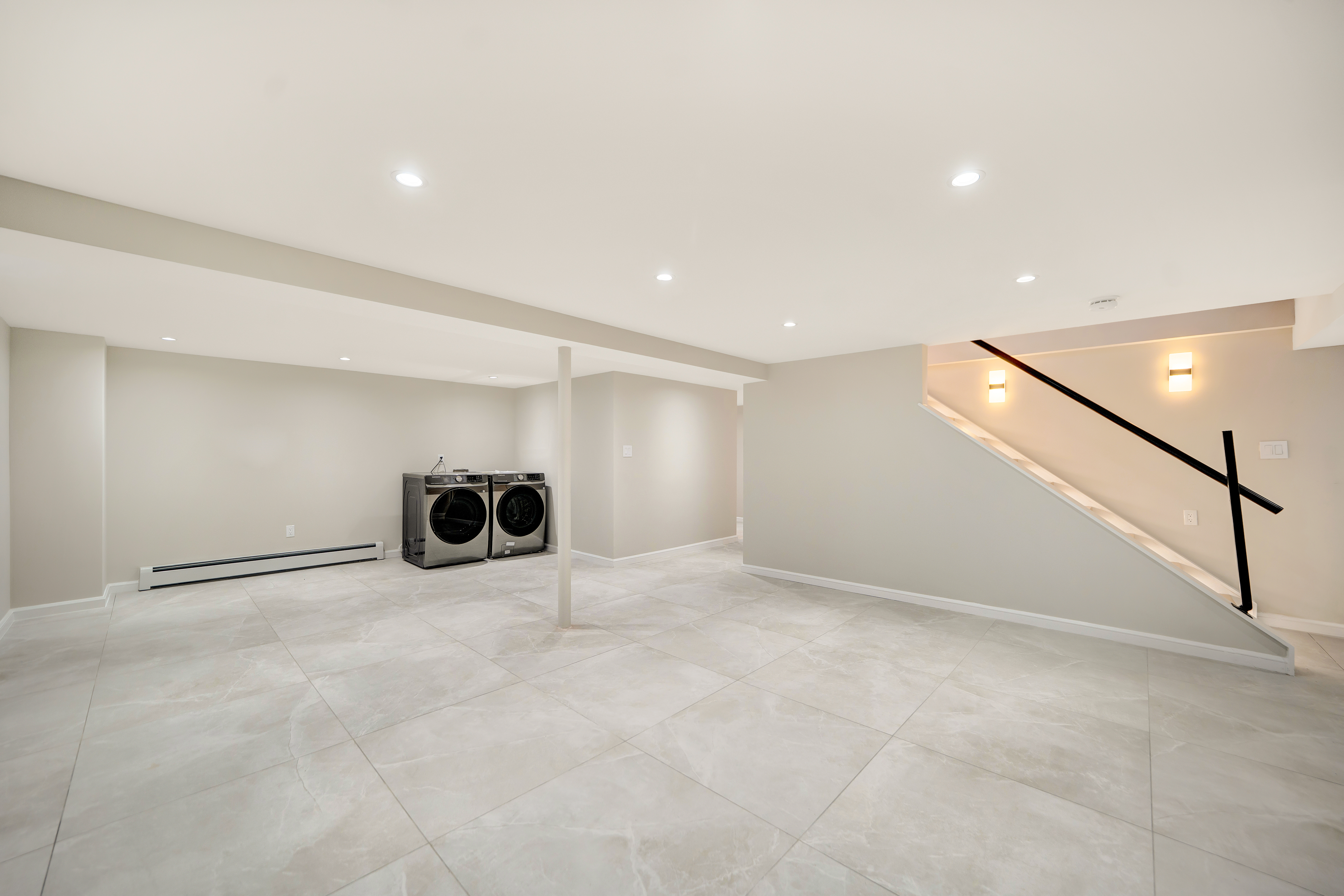  748 Carman Avenue, Westbury, NY, 11590 - 物件實景