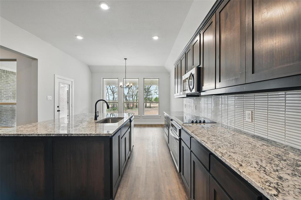 Boyd, Texas, 76023, United States, 5 Bedrooms Bedrooms, ,3 BathroomsBathrooms,Residential,For Sale,1700422