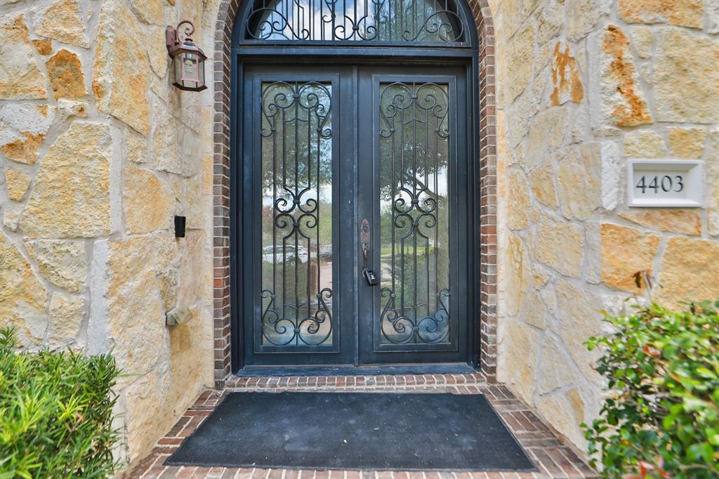 Sugar Land, Texas, 77479, United States, 5 Bedrooms Bedrooms, ,5 BathroomsBathrooms,Residential,For Sale,1982894