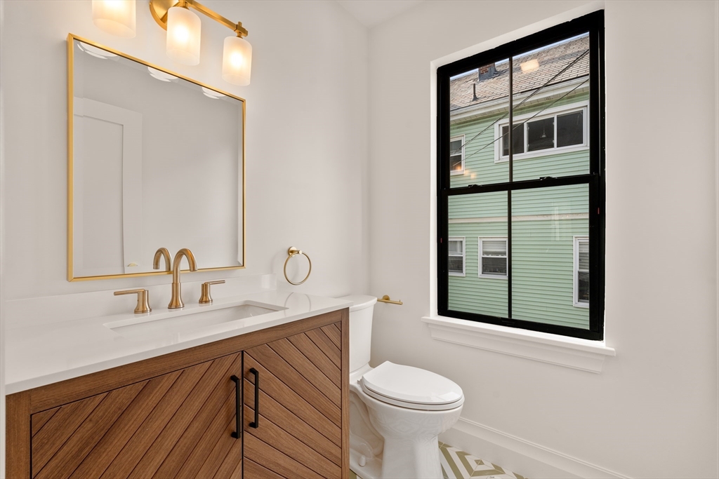 Somerville, Massachusetts, 02144, United States, 4 Bedrooms Bedrooms, ,5 BathroomsBathrooms,Residential,For Sale,1991480