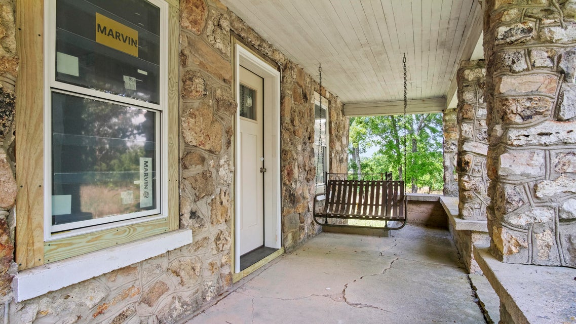 Peace Valley, Missouri, 65788, United States, 5 Bedrooms Bedrooms, ,1 BathroomBathrooms,Residential,For Sale,1980940