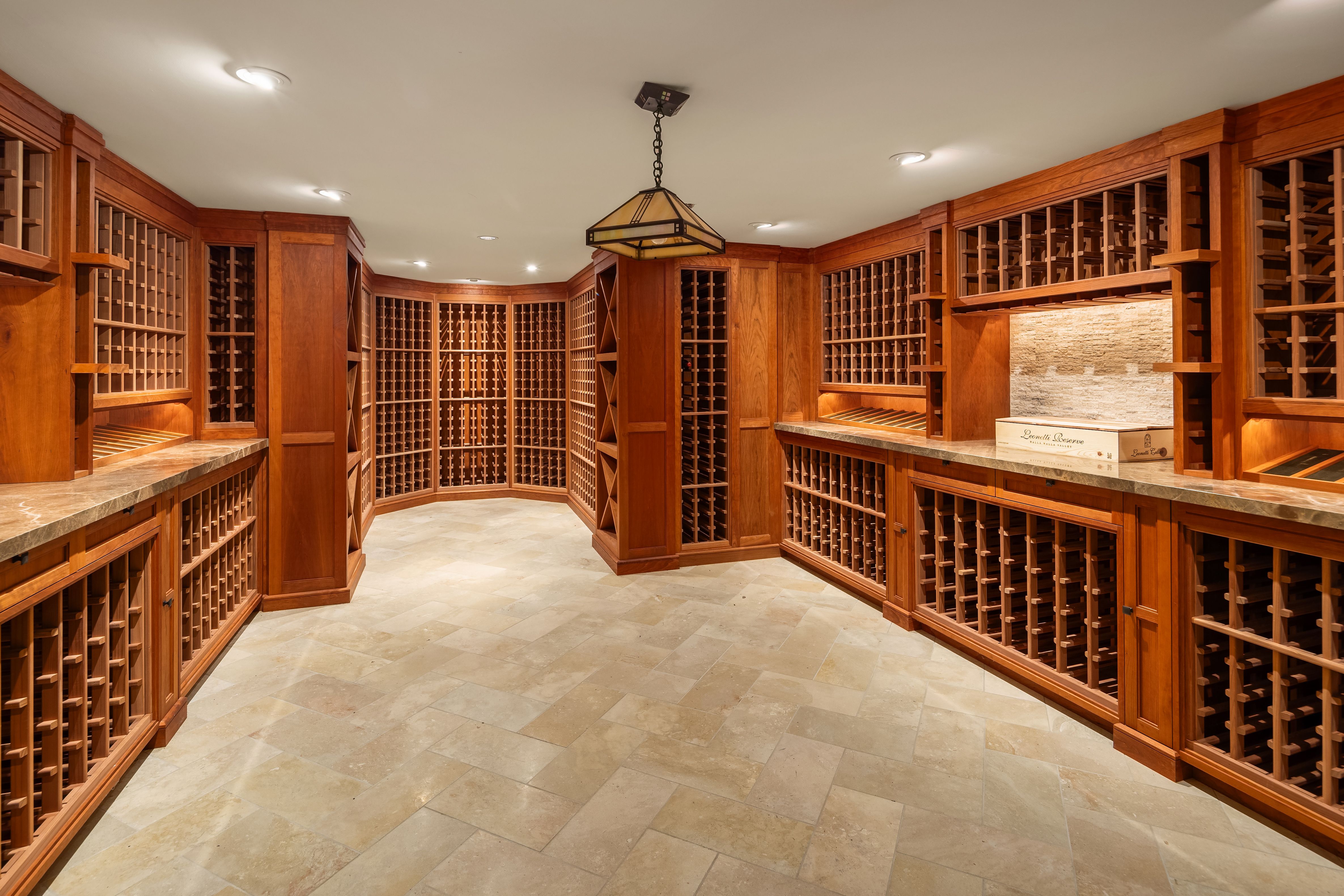  1411 8th St W, Kirkland, WA 98033 - 物件實景