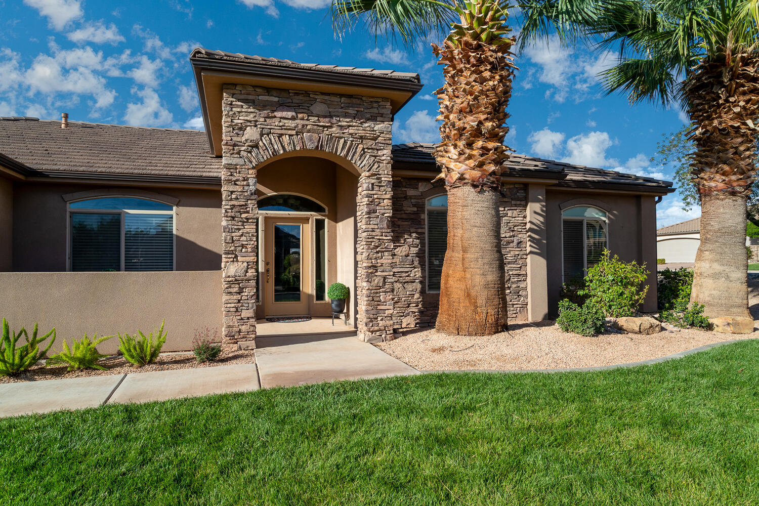 St George, Utah, 84790, United States, 4 Bedrooms Bedrooms, ,Residential,For Sale,1962826