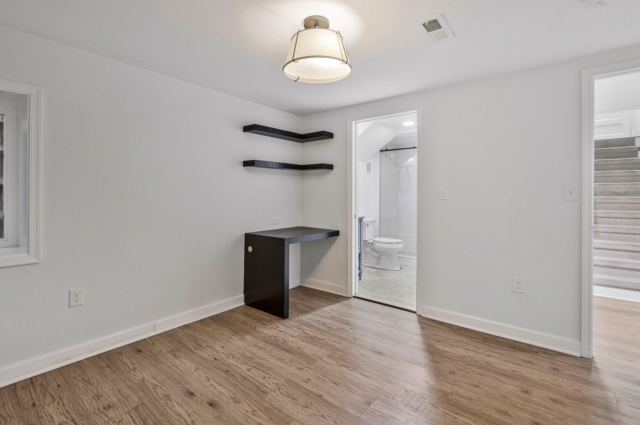  3521 8th Street S, Arlington, VA, 22204 - 物件實景