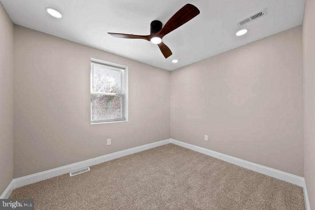 Cinnaminson, New Jersey, 08077, United States, 5 Bedrooms Bedrooms, ,4 BathroomsBathrooms,Residential,For Sale,2032212