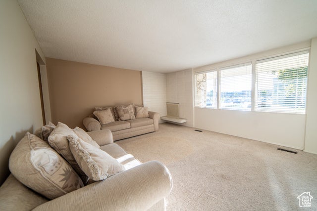 Cottonwood Heights, Utah, 84121, United States, 4 Bedrooms Bedrooms, ,1 BathroomBathrooms,Residential,For Sale,1975513