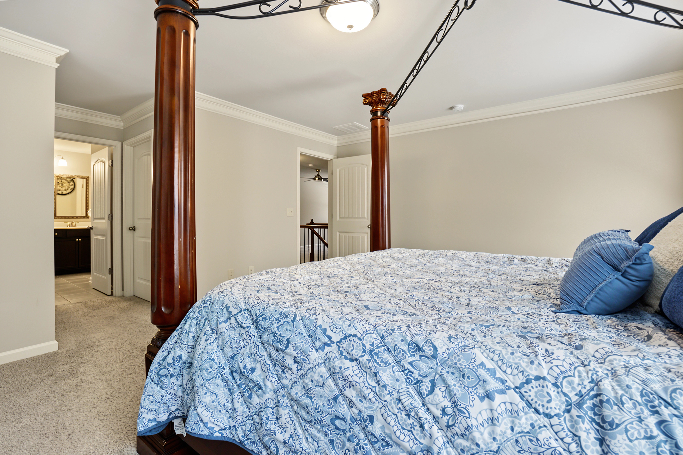  Charming Craftsman-Inspired Home on Quiet Cul-De-Sac - 物件實景