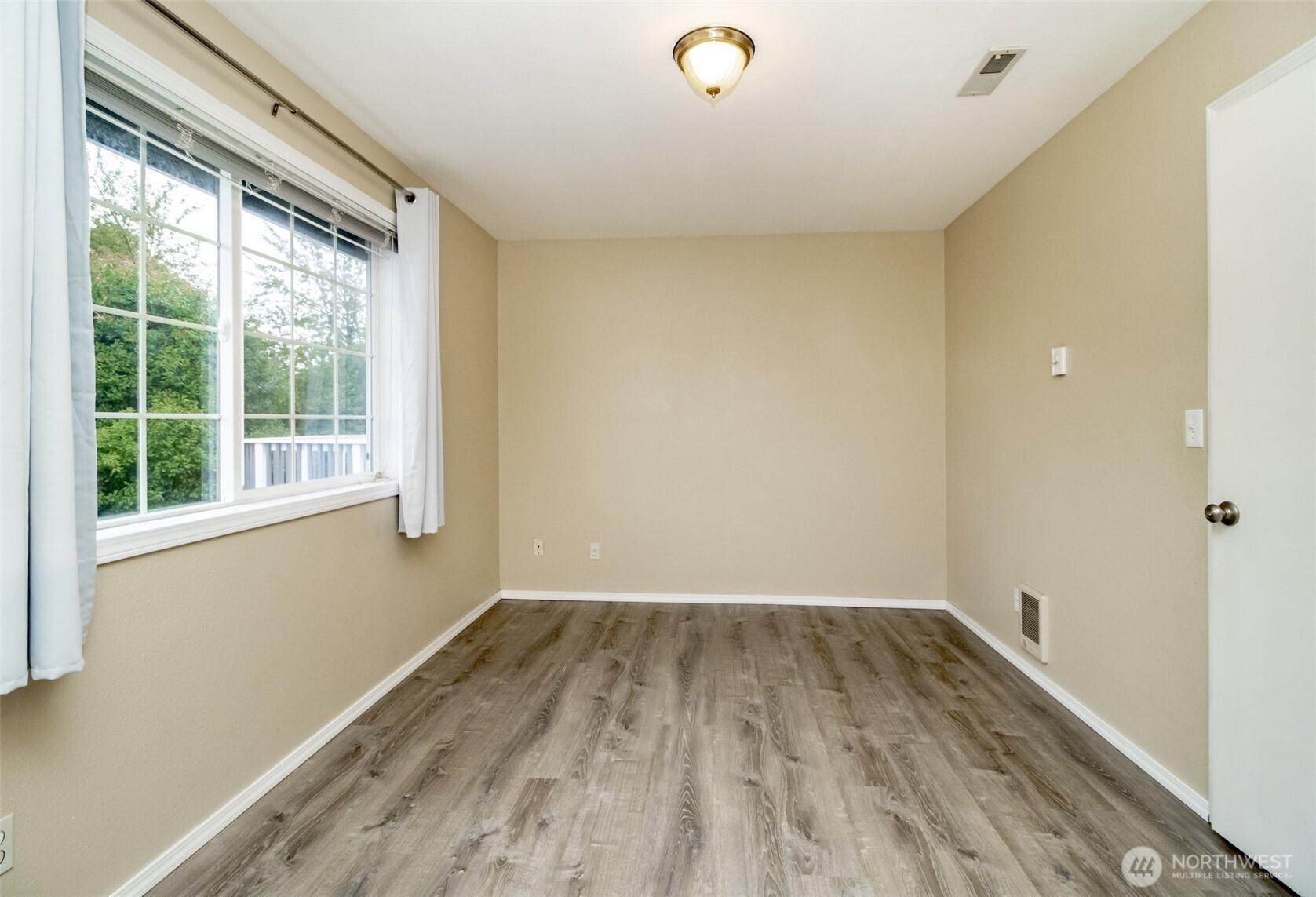 TACOMA, Washington, 98422, United States, 4 Bedrooms Bedrooms, ,3 BathroomsBathrooms,Residential,For Sale,1925185
