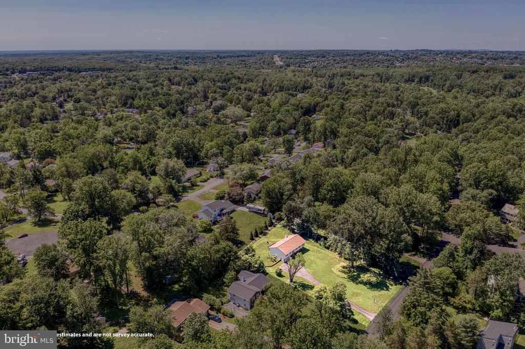 Warrenton, Virginia, 20187, United States, 3 Bedrooms Bedrooms, ,3 BathroomsBathrooms,Residential,For Sale,2049291